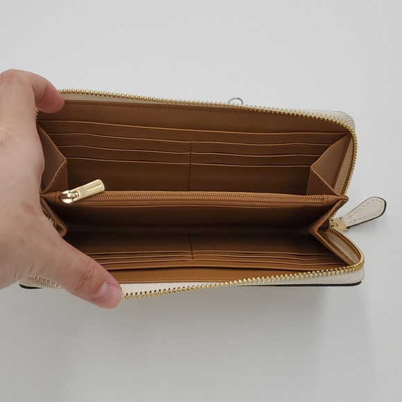 Coach Lipstick Print Accordion Zip Wallet - Picture 5 of 6